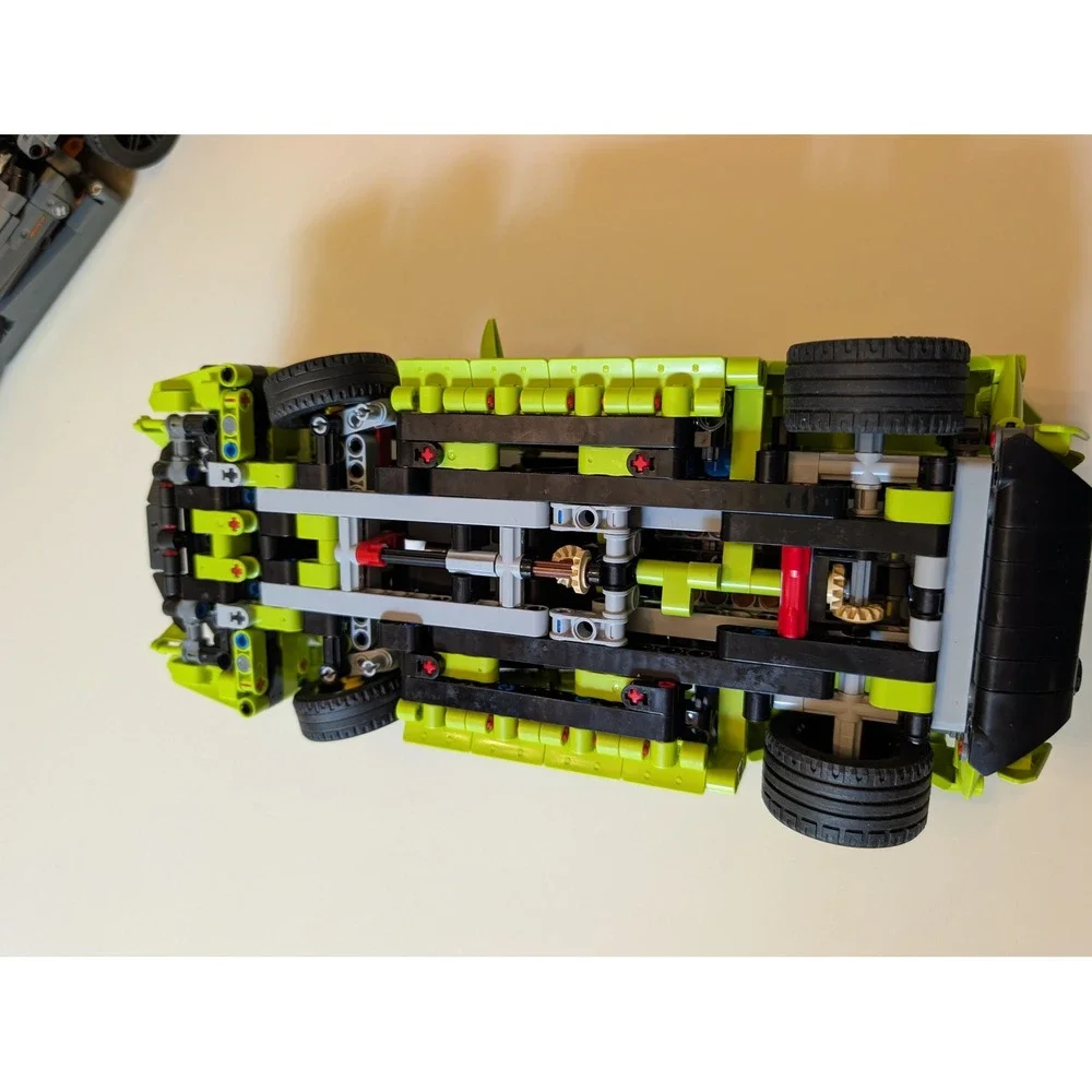 LEGO Technic Toy Lot of 2 Lime Lamborghini Sian FKP 37 42115 Supercar 1:8 Scale